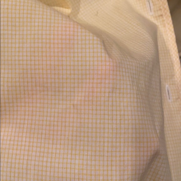 Button down - Picture 2 of 3